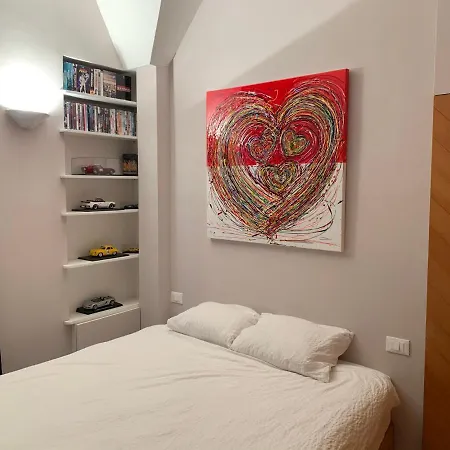 In Mc Center, 5min Walk To Casino & The Port And 1min From Underground Train Station Appartement *